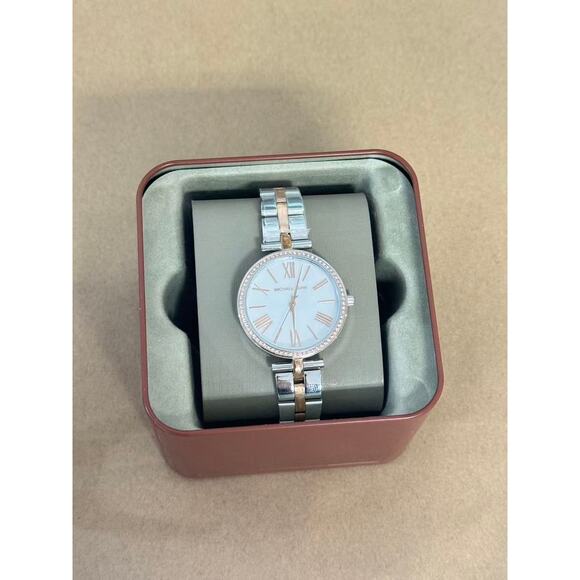 Michael Kors Maci MK3969 Women\'s Silver–Gold Tone Watch
